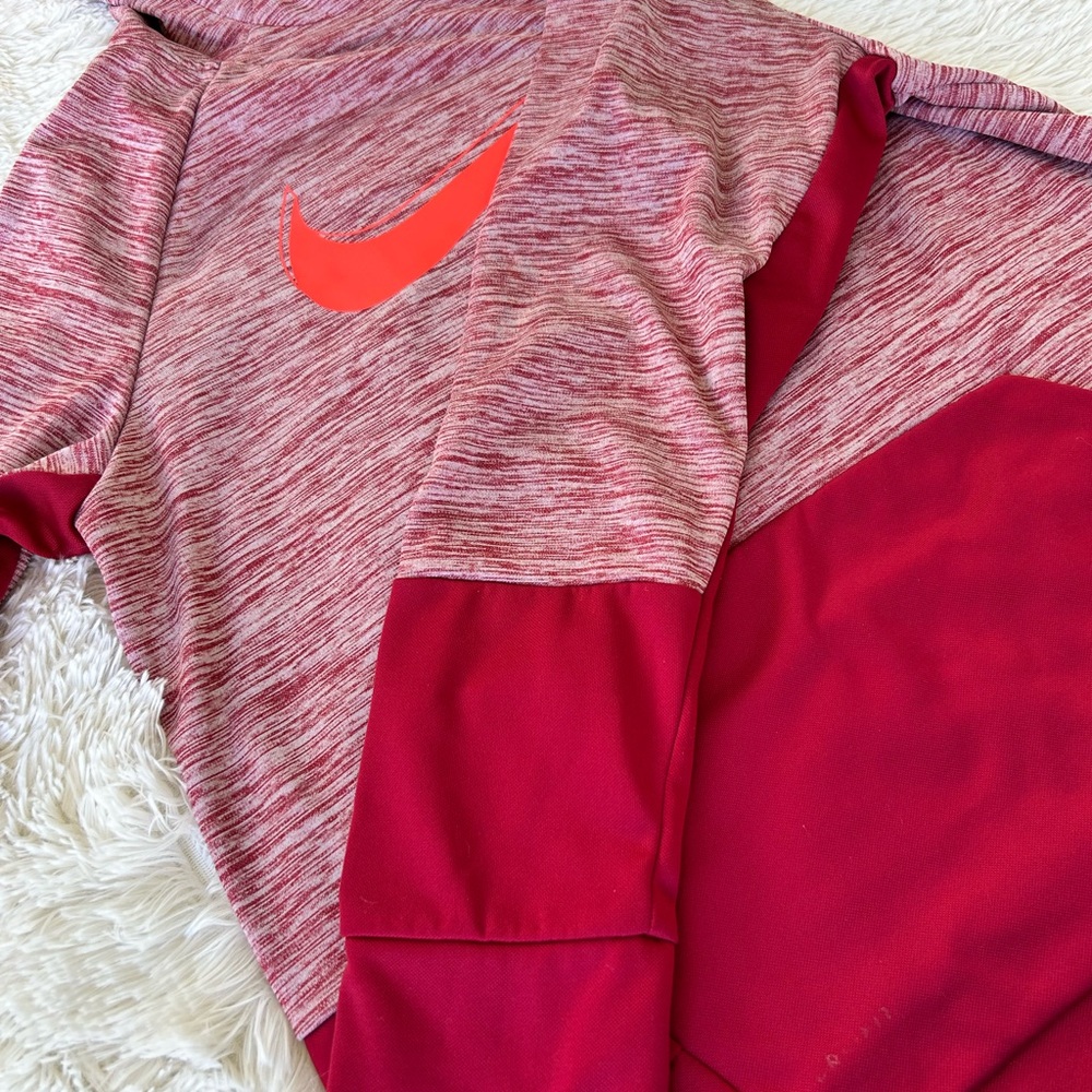 Nike Red and white dri fit Hoodie size XL - Picture 6 of 10